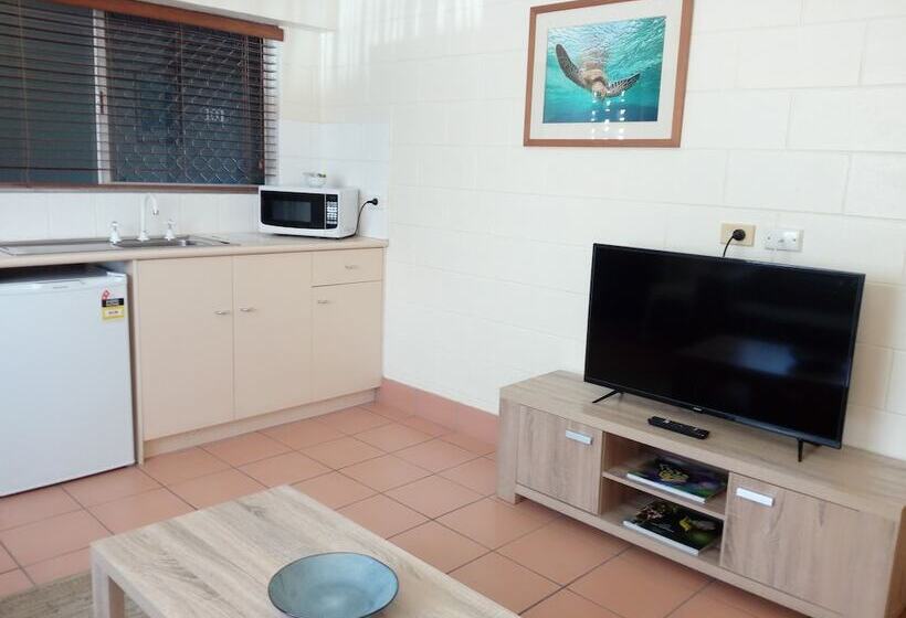 דירת שני חדרים, Lake Central Cairns