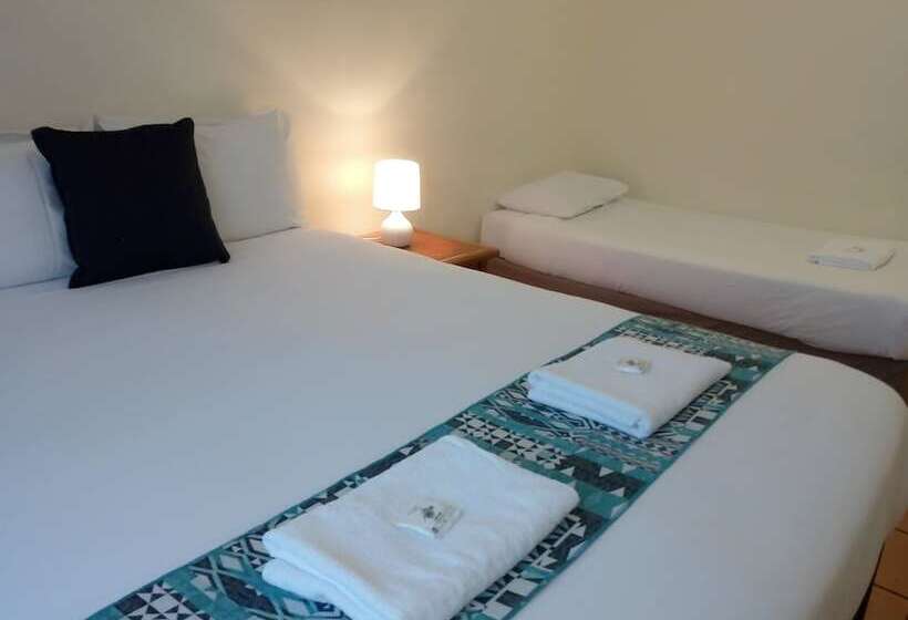 דירת שני חדרים, Lake Central Cairns