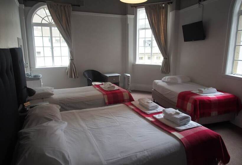Семейный Номер Совместный Санузел, Grand Hotel Sydney