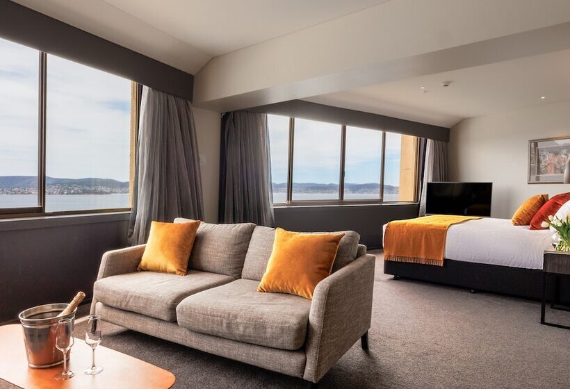 景色の見えるスイートルーム, Wrest Point