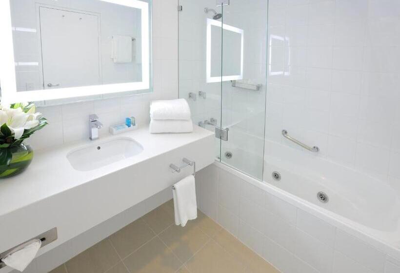 스탠다드 룸 킹사이즈 침대, Novotel Melbourne Glen Waverley
