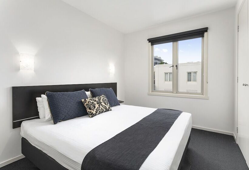 3침실 수피리어 아파트, Quest Prahran