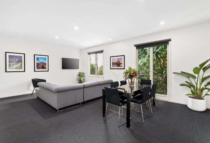 Apartament Superior 3 Sypialnie, Quest Prahran