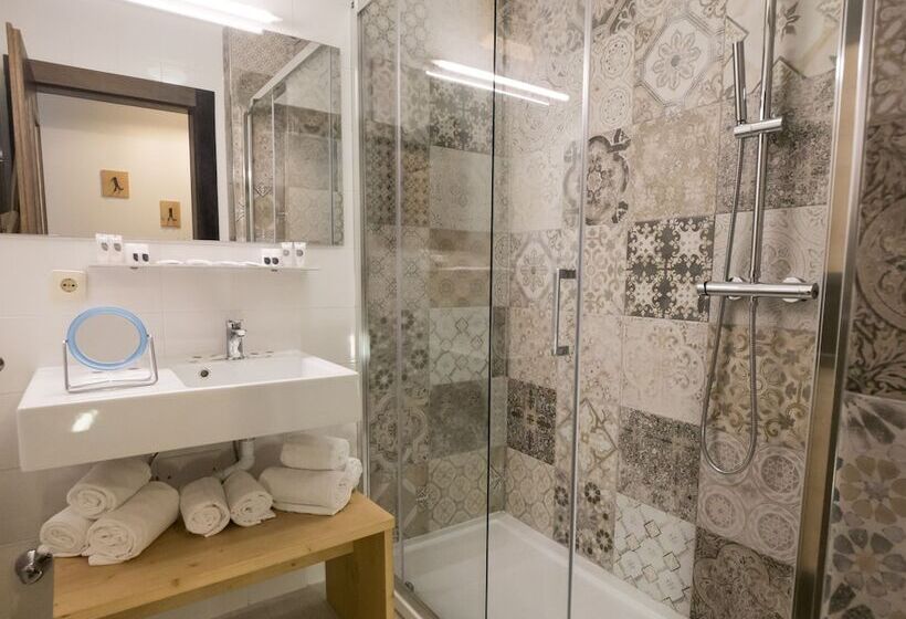 Люкс Семейный 2 Спальни, Family Hotel Schloss Rosenegg