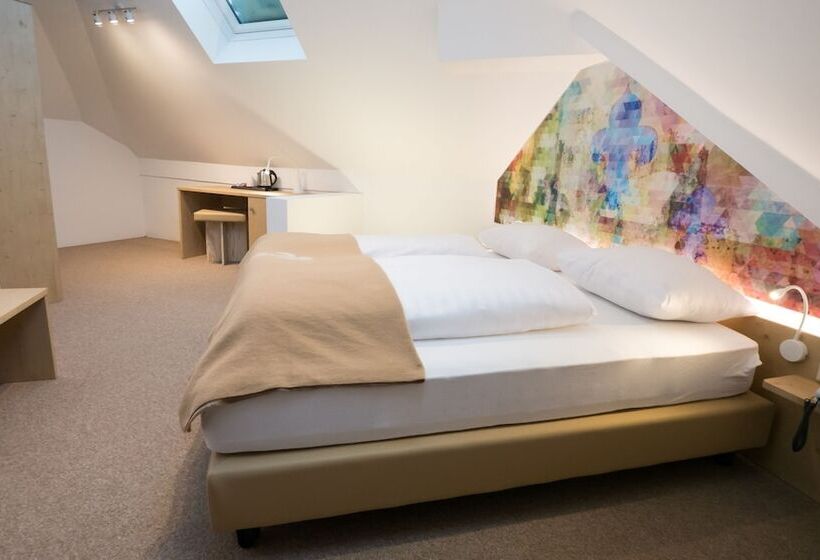 Люкс Семейный 2 Спальни, Family Hotel Schloss Rosenegg