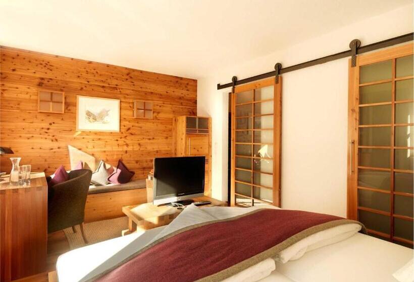 Номер Стандарт, Goldener Adler Im Sommer Silvretta Card Premium Inkludiert