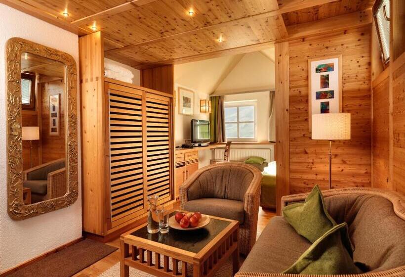 Номер Комфорт, Goldener Adler   Im Sommer Silvretta Card Premium Inkludiert