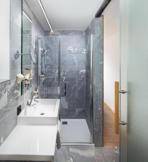 Номер Стандарт Индивидуальный, Goldener Adler Im Sommer Silvretta Card Premium Inkludiert