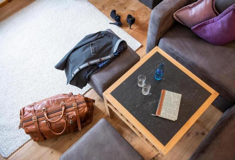 Номер Deluxe, Goldener Adler Im Sommer Silvretta Card Premium Inkludiert