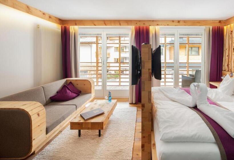 Номер Deluxe, Goldener Adler Im Sommer Silvretta Card Premium Inkludiert