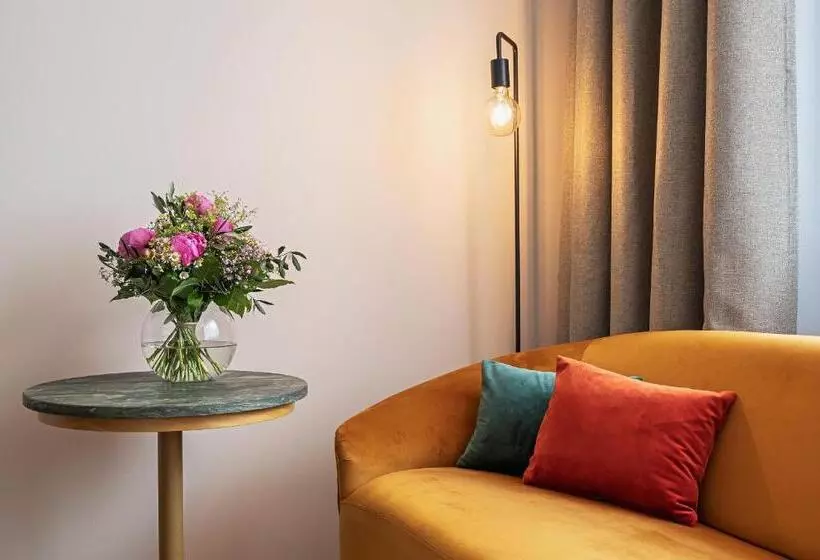 Habitación Deluxe, Post Am See