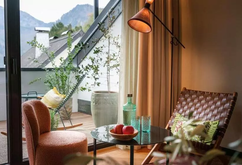 Suite, Post Am See