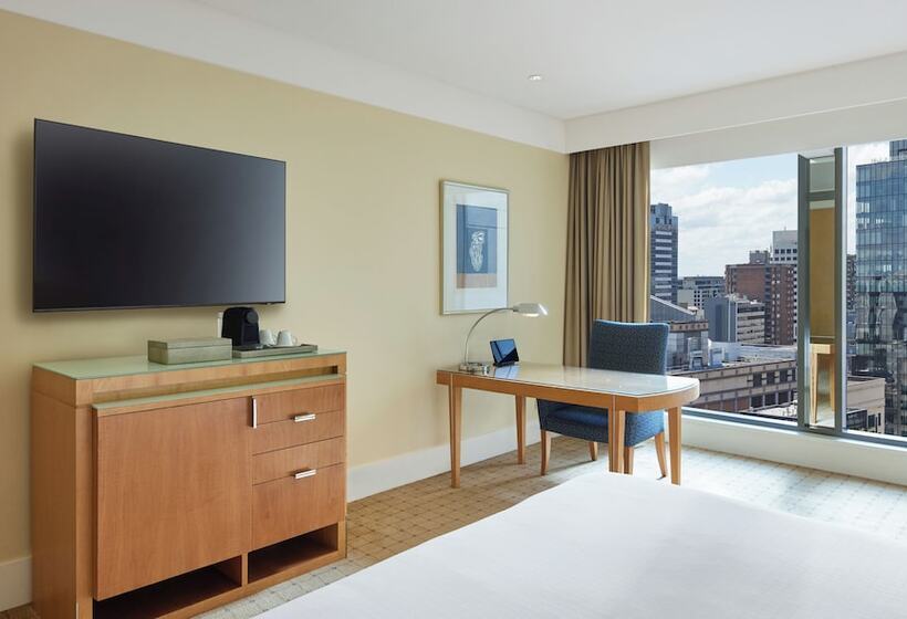 Номер Премиум, The Fullerton Hotel Sydney