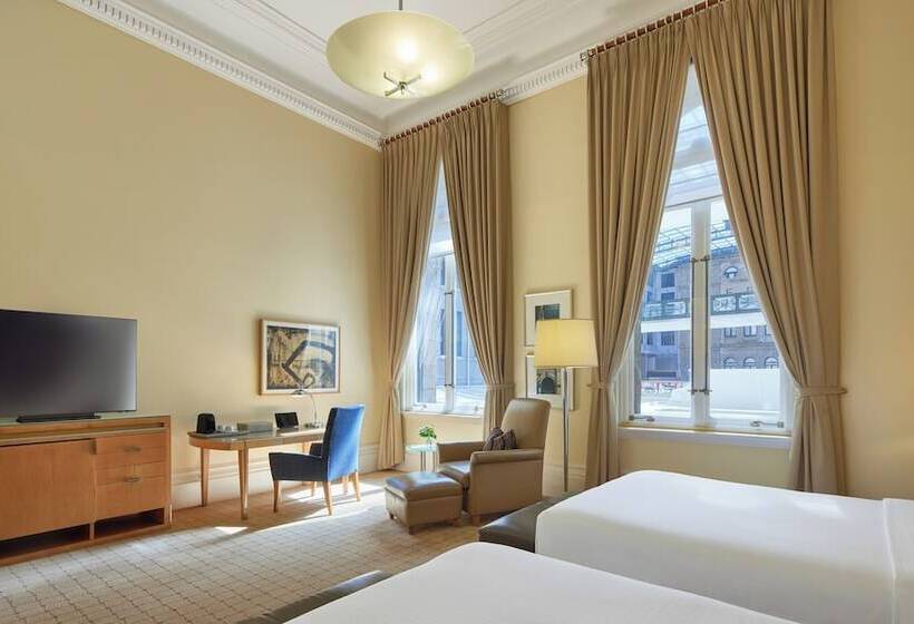 디럭스 룸, The Fullerton Hotel Sydney