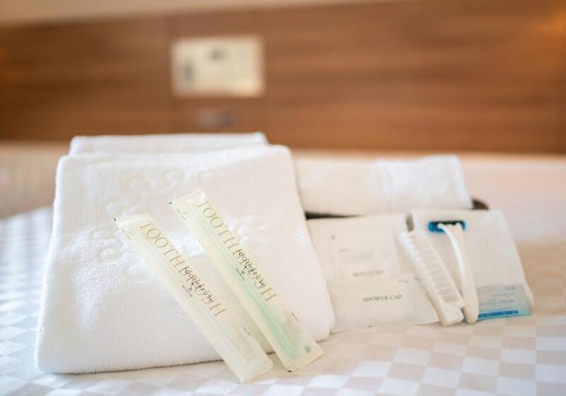 اتاق استاندارد, The Lurline Randwick