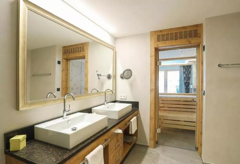 スイート, Verwöhnhotel Kristall