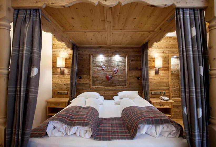Люкс, Verwöhnhotel Kristall