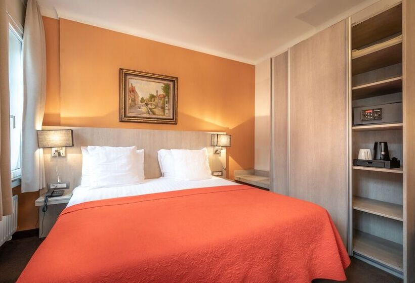 Номер Стандарт Трехместный, Albert I