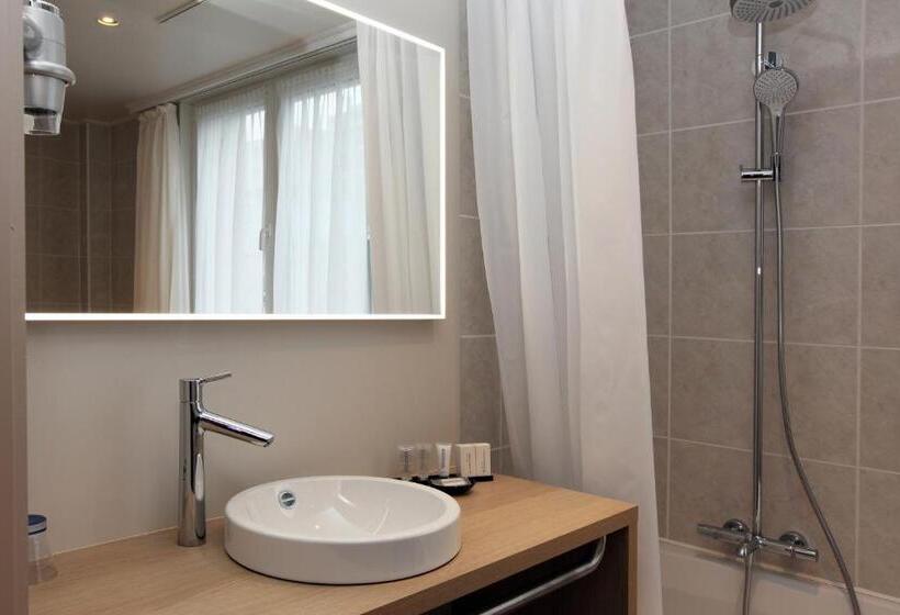 スタンダードルーム, Ambassador