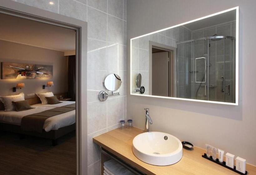 スタンダードルーム, Ambassador