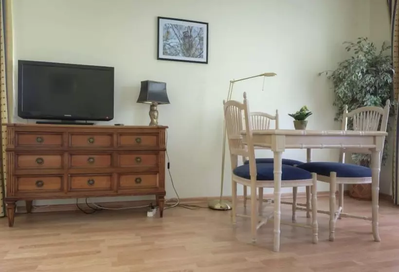 スタンダードルーム, Hostellerie Le Prieuré De Conques