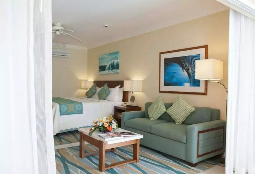 سوییت با چشم‌انداز دریا, Turtle Beach By Elegant Hotels   All Inclusive