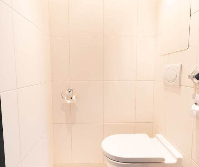 レイクビューデラックスルーム, Seehotel Dr. Jilly