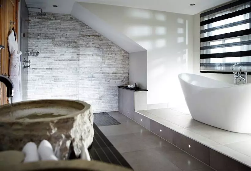 スイート, Alexander House Hotel & Utopia Spa