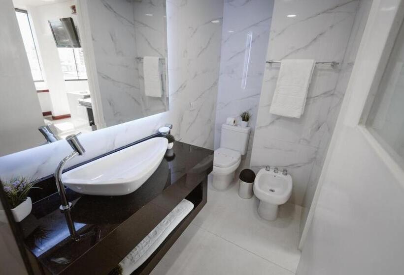 اتاق استاندارد چهار تخته, Arenal