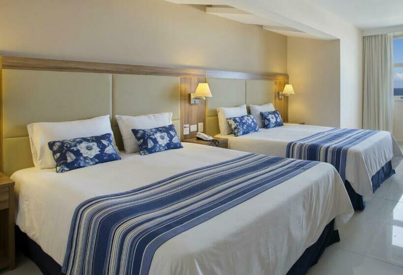 Deluxe Neljän Hengen Huone, Atlantico Praia