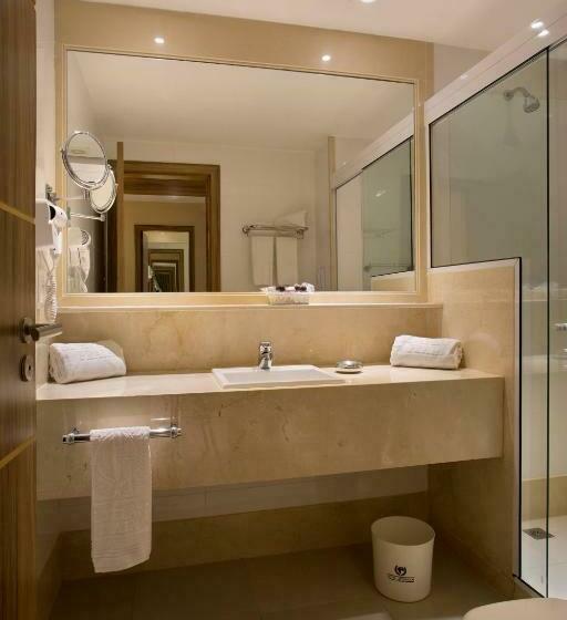 Standard Kolmen Hengen Huone, Atlantico Praia