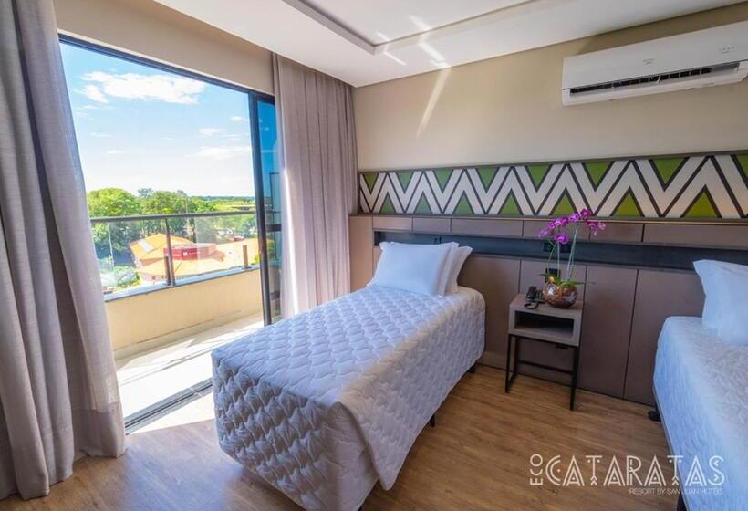 Трехместный Номер Стандарт с Балконом, Complexo Eco Cataratas Resort By Sj