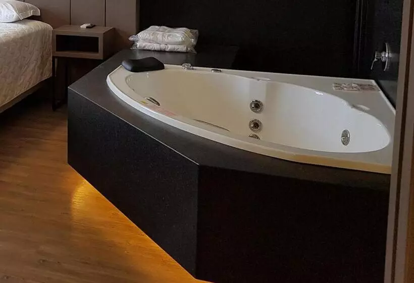 キングサイズベッドのデラックススイート, Complexo Eco Cataratas Resort By Sj