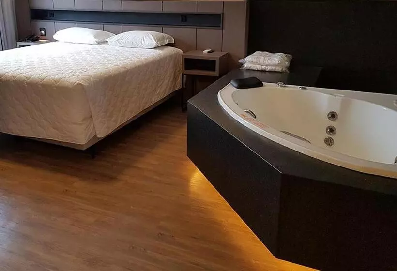 キングサイズベッドのデラックススイート, Complexo Eco Cataratas Resort By Sj
