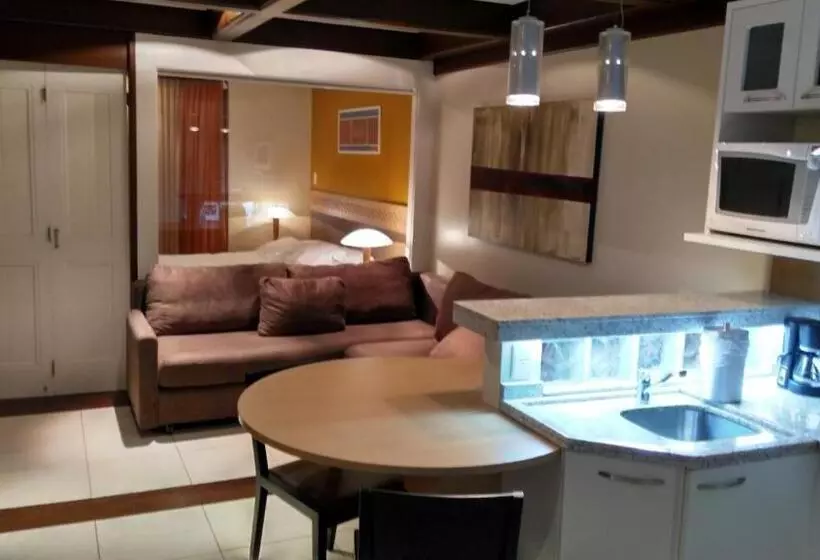 استودیوی استاندارد, Laje De Pedra Mountain Villageprime