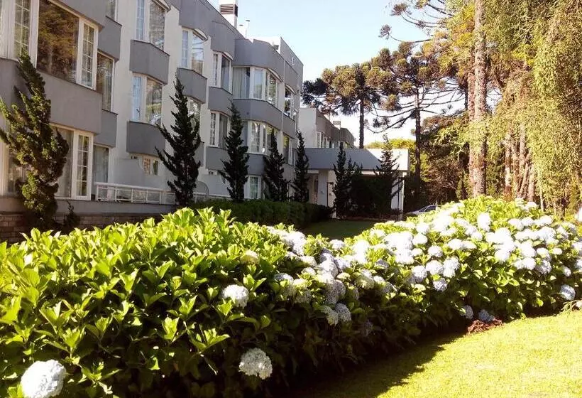 استودیوی استاندارد, Laje De Pedra Mountain Villageprime