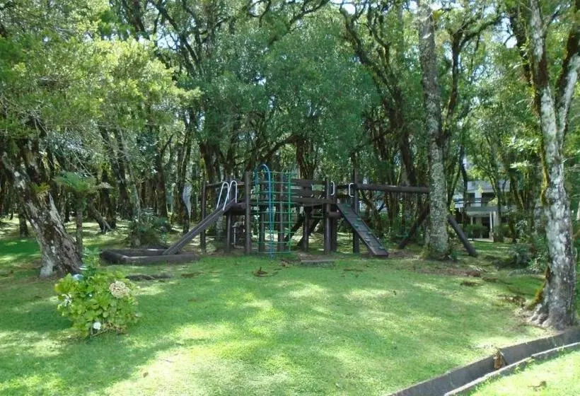 استودیوی استاندارد, Laje De Pedra Mountain Villageprime