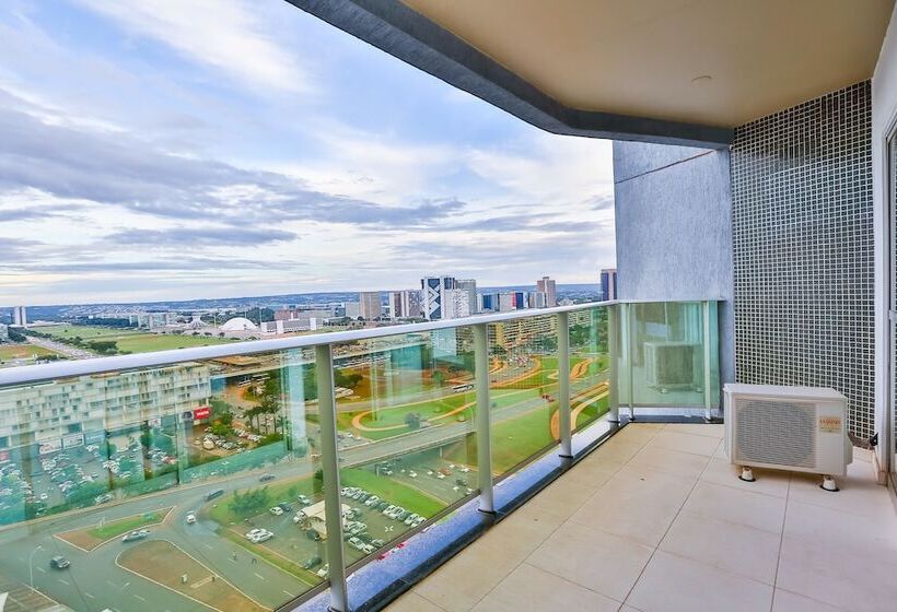 غرفة سوبيريور, Manhattan Plaza