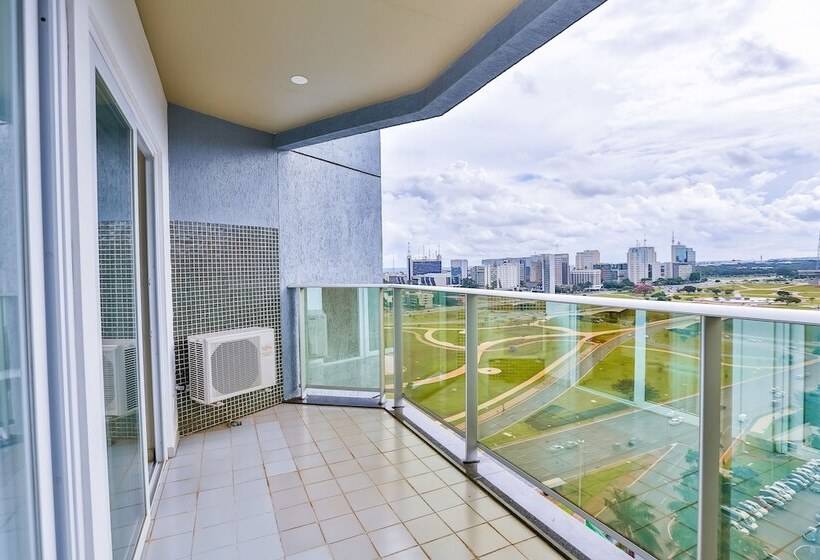 غرفة سوبيريور فردية, Manhattan Plaza