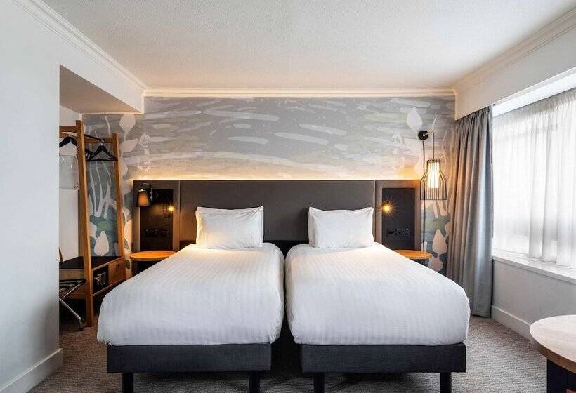 Номер Стандарт, Mercure Bedford Centre