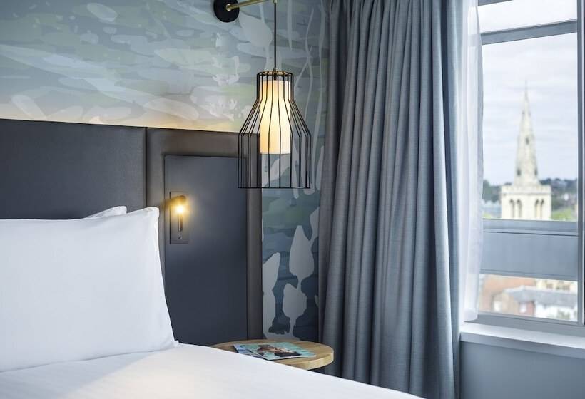 Номер Престиж, Mercure Bedford Centre