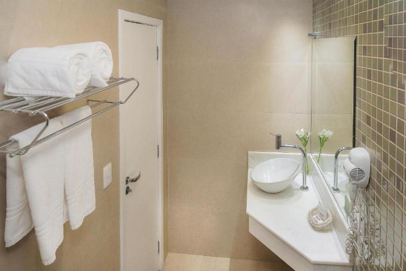 디럭스 룸, Rafain Centro