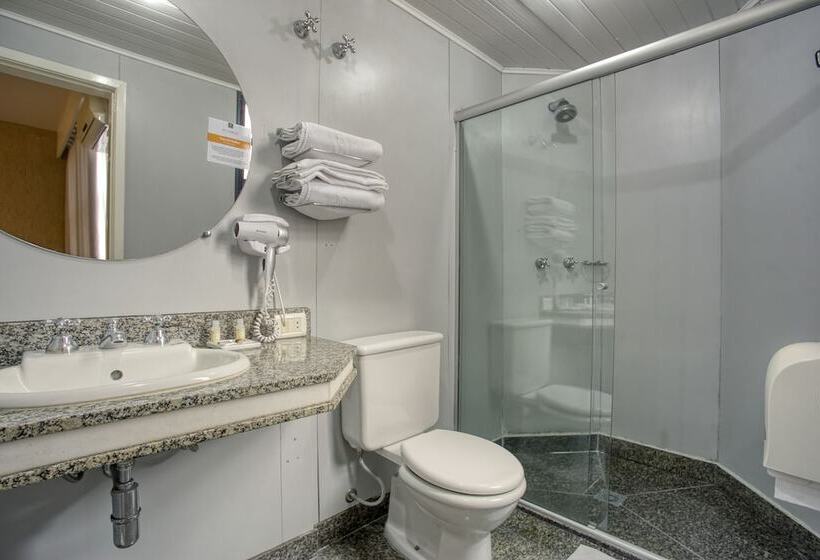 חדר אקזקיוטיב, Roochelle Hotel By Nobile