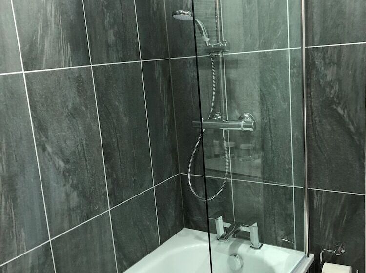 Семейный Номер, Rossett Hall