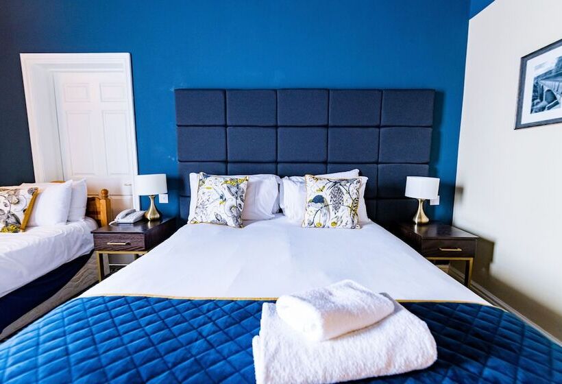 Семейный Номер, Rossett Hall