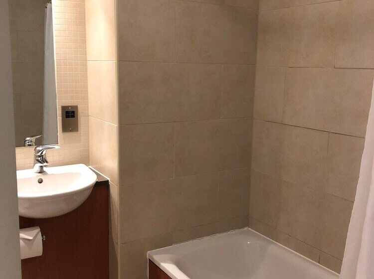 Номер Superior, Rossett Hall