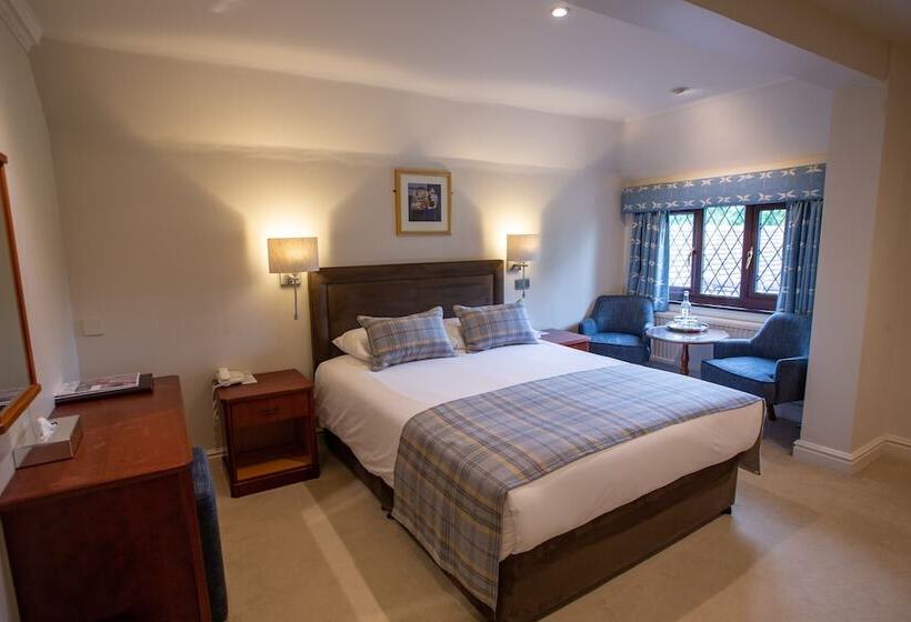 スタンダードルーム, Stirrups