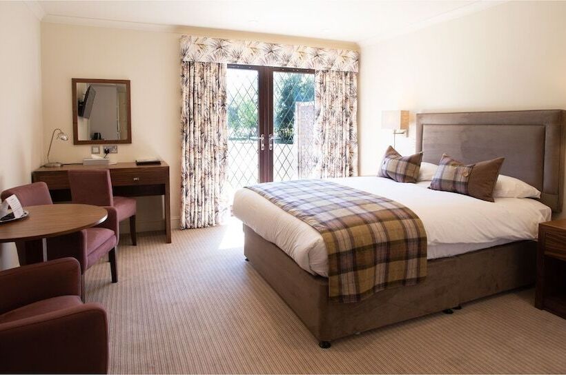 エクゼクティブルーム, Stirrups