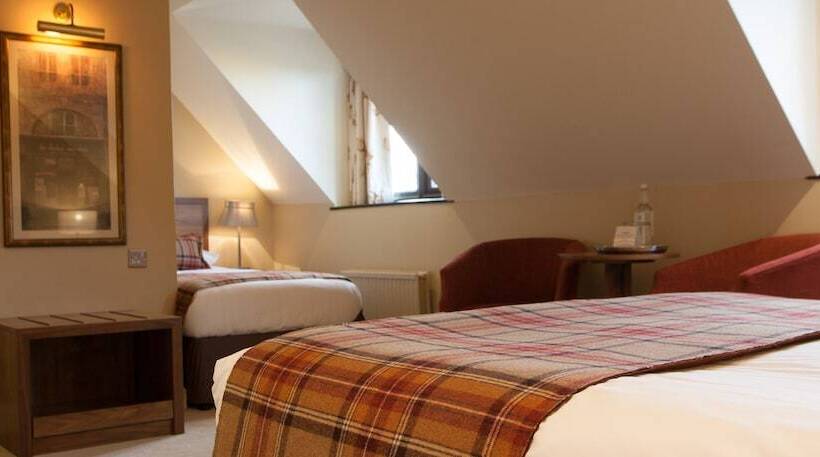 ファミリールーム, Stirrups