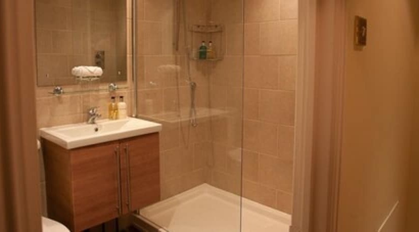 スイート, Stirrups